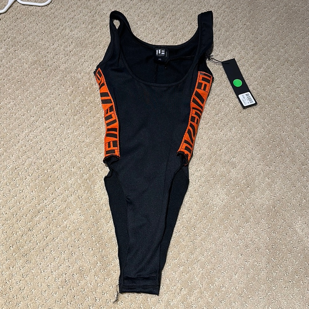 LF Hight Cut Bodysuit